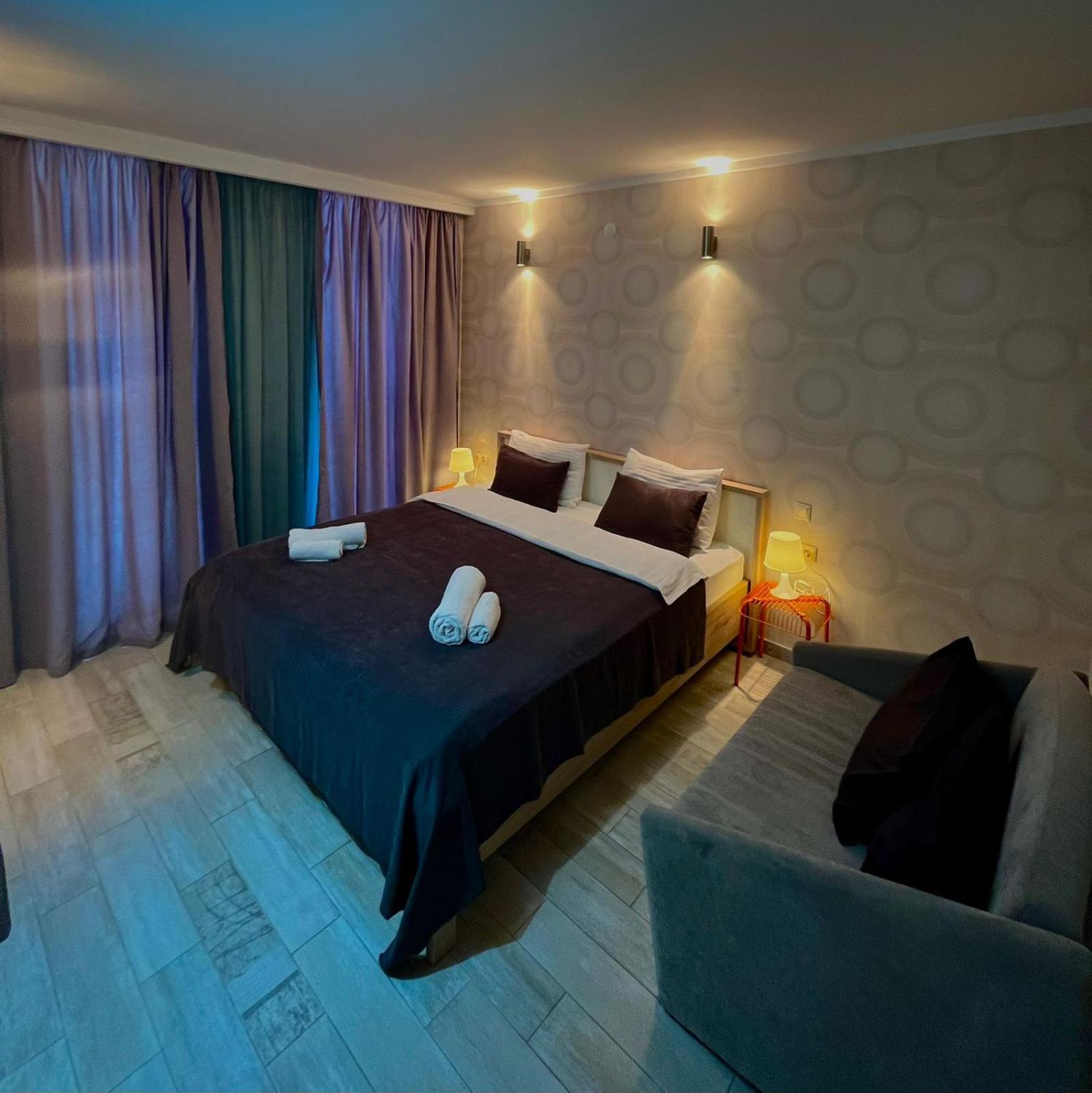 Holiday Premium Apartments バトゥーミ エクステリア 写真