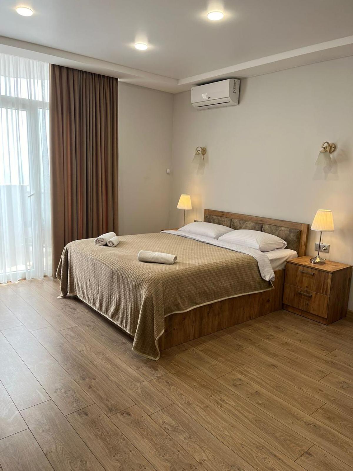 Holiday Premium Apartments バトゥーミ エクステリア 写真