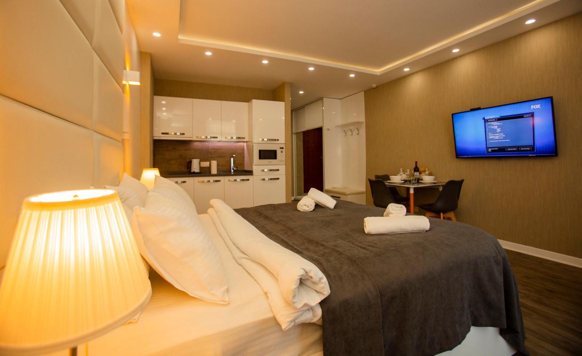 Holiday Premium Apartments バトゥーミ エクステリア 写真