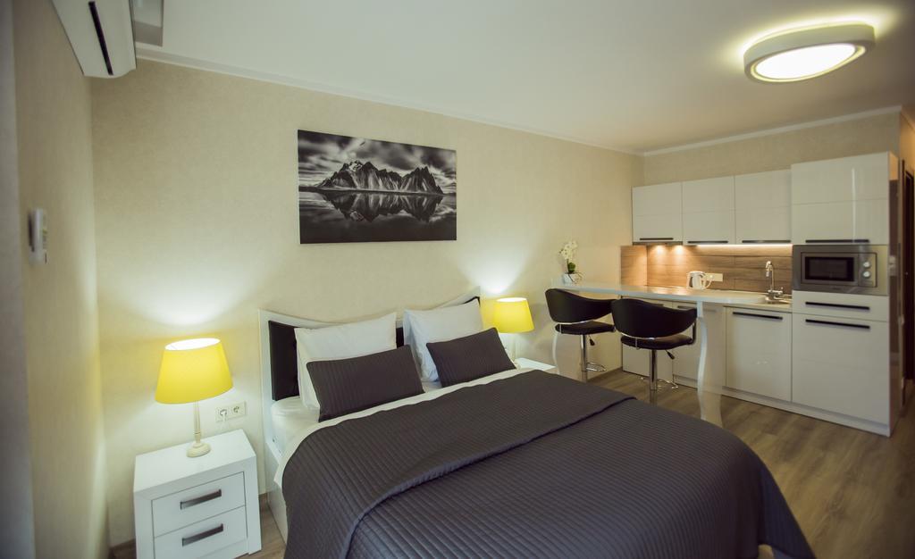 Holiday Premium Apartments バトゥーミ エクステリア 写真