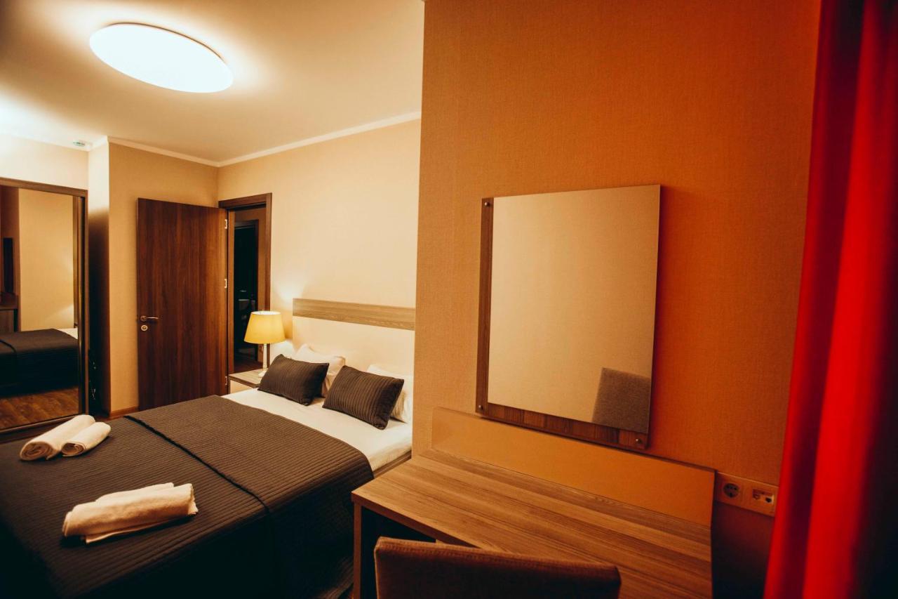 Holiday Premium Apartments バトゥーミ エクステリア 写真